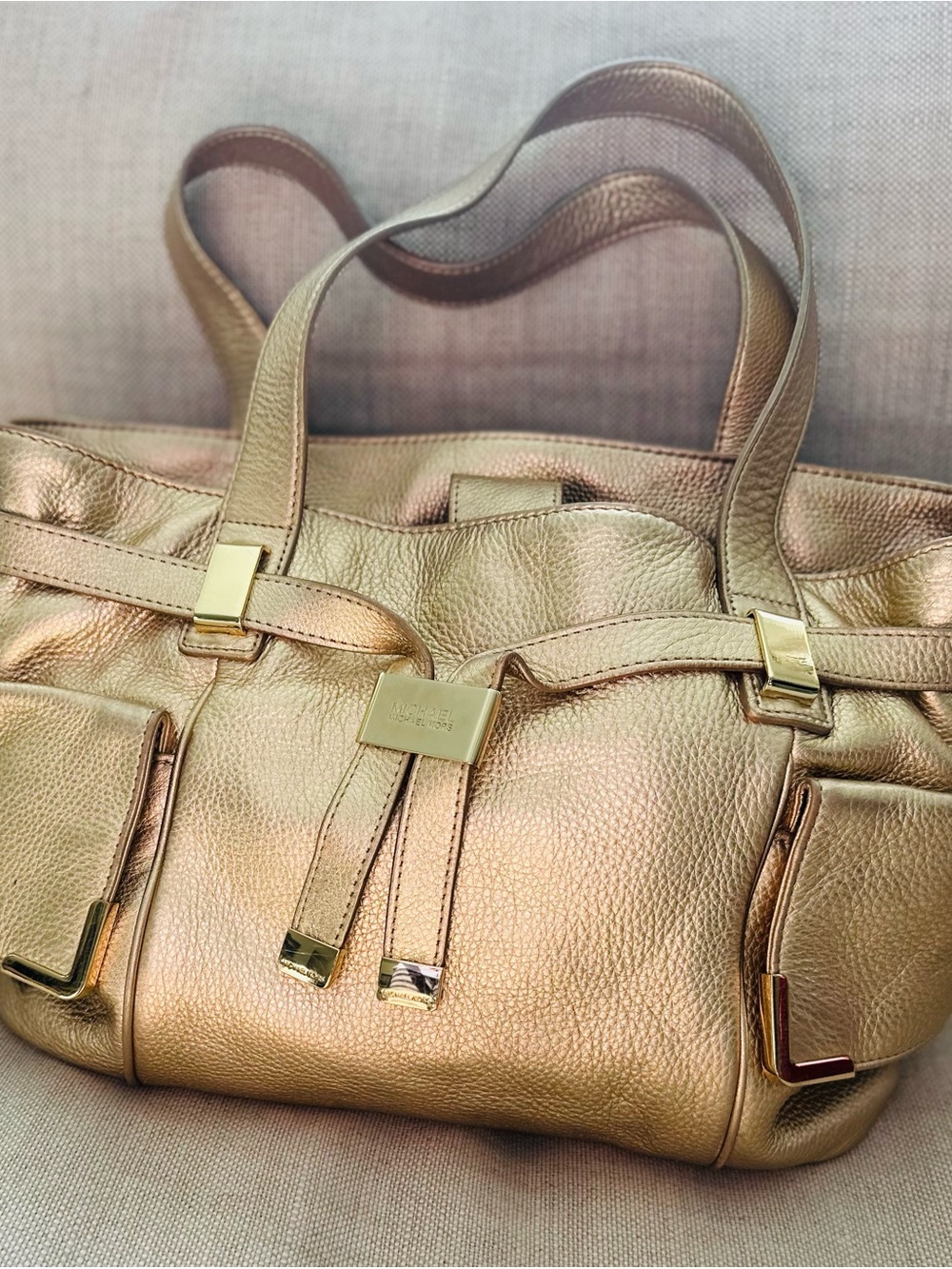 Vintage Michael Kors Beverly Large Metallic Gold Leather Satchel / Shoulder Bag